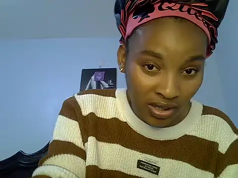 cute-alexis online show from May 11, 12:51 pm