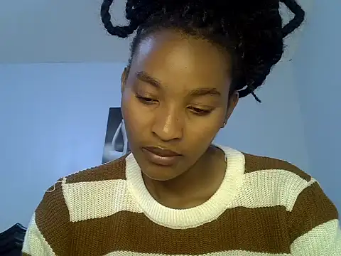 cute-alexis online show from May 8, 9:56 am