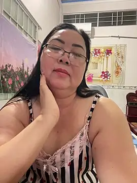 NDith online show from April 29, 9:53 pm