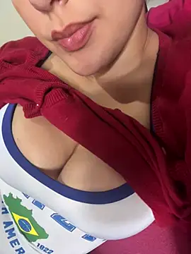 EvelisePetroviich online show from June 12, 2:14 pm