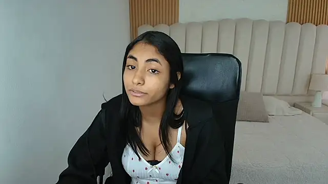 shaneelle online show from May 8, 12:41 pm