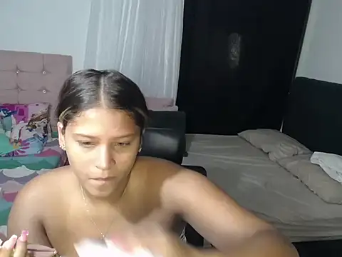 Miel canela online show from September 30, 4:01 pm