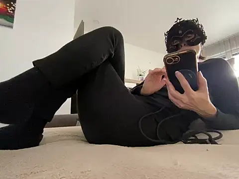 Marilou1983 online show from February 19, 11:21 am