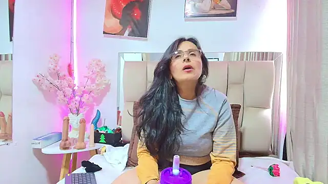  Marcela   online show from May 13, 4:24 pm