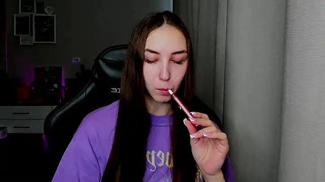 Sm0ly online show from May 26, 2:55 am