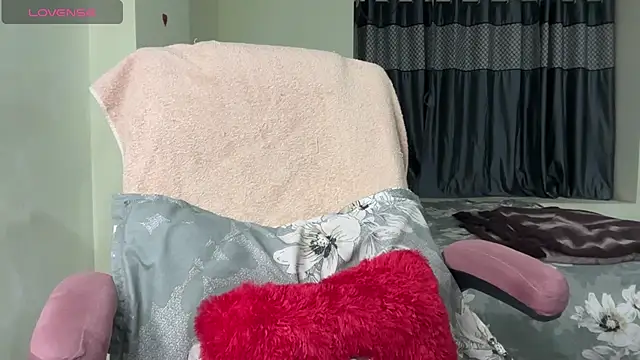 Dazzling  ira online show from July 7, 7:16 pm