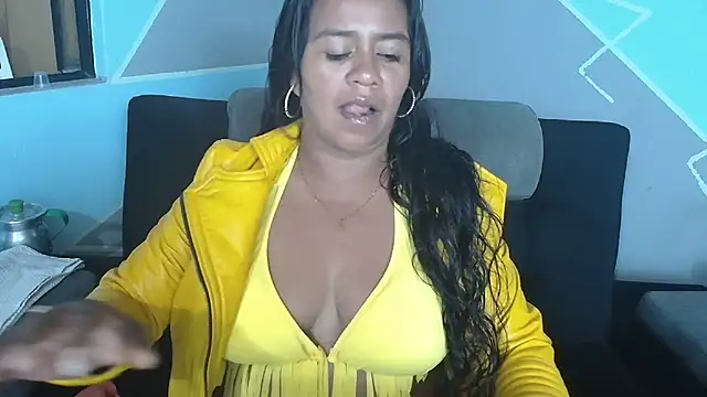 saggil23 online show from May 26, 4:01 am