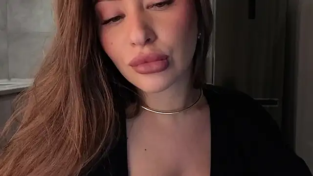 Cinderella     online show from April 12, 8:44 pm