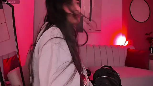 lara madisson online show from November 14, 7:08 am