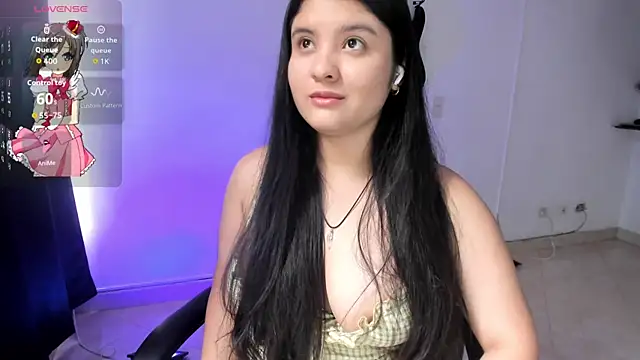 lilpervertgirl online show from April 11, 2:54 pm