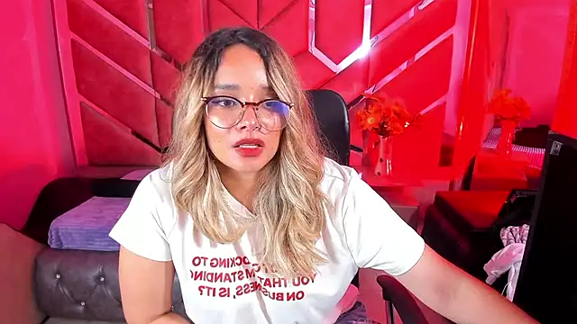 Olivia Fox69 online show from October 17, 2:04 am