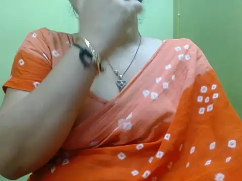 LOVERIAKOL online show from May 9, 6:32 pm
