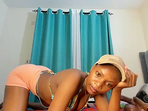 dolly booty online show from October 14, 11:24 am