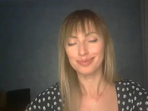 EffectMaya online show from February 9, 7:05 pm