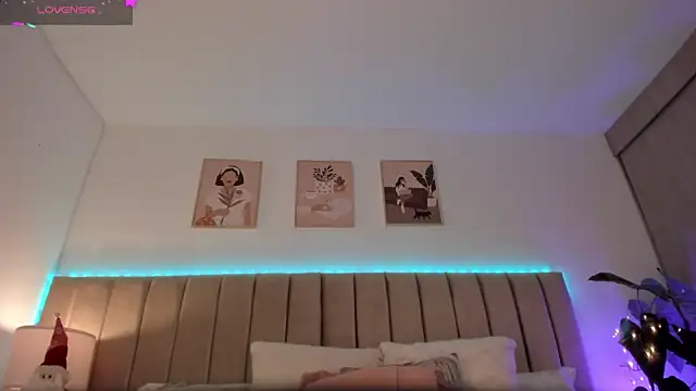 Victoria romanox online show from December 15, 9:09 pm