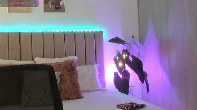 Victoria romanox online show from December 23, 5:00 am