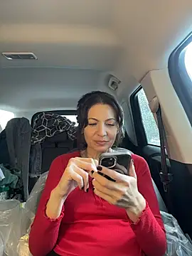 BeautifulMesss online show from May 24, 4:06 pm