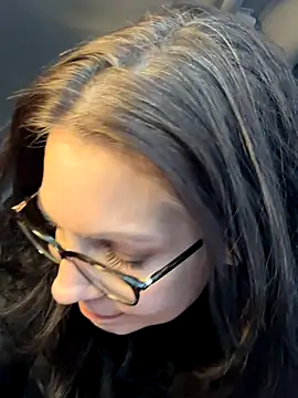 BeautifulMesss online show from October 28, 4:24 pm