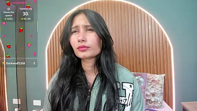 NayeCloud online show from October 21, 3:43 am