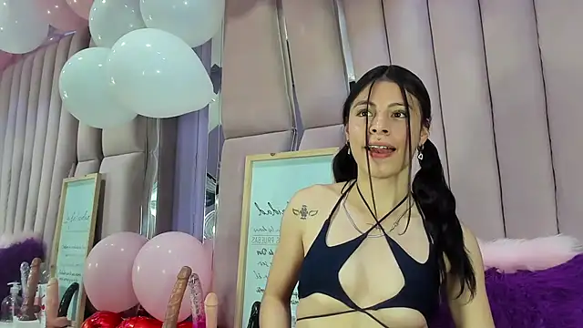 Snapshot of Sasha_Petitte chatting on September 11, 4:13 am Sasha Petitte online show from September 11, 4:13 am