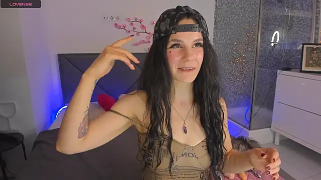 CassieEvans online show from May 23, 5:39 am