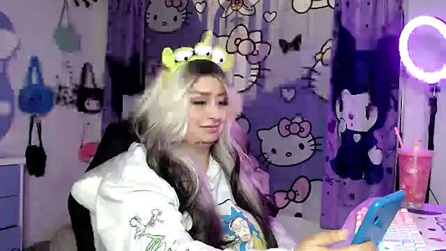 lussyevans24 online show from November 15, 7:09 am