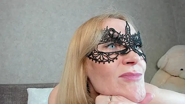 angelica marquise online show from May 9, 11:45 am