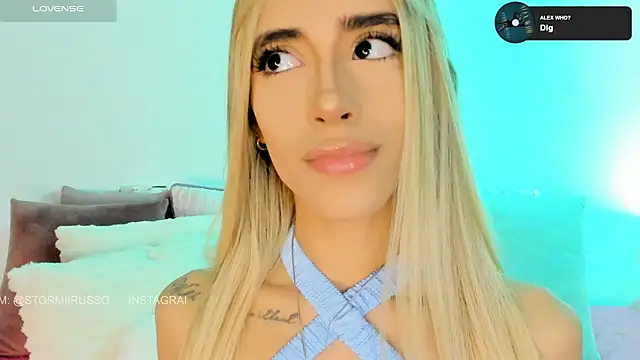 StormiRusso online show from March 23, 11:22 pm