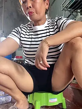 Linaannn online show from May 16, 5:32 am