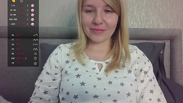 Snapshot of urbadkitty chatting on September 15, 7:27 am urbadkitty online show from September 15, 7:27 am