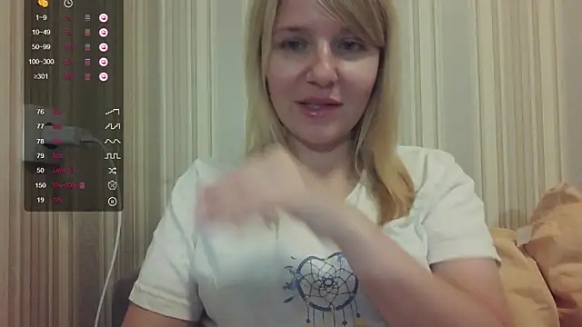 Snapshot of urbadkitty chatting on September 12, 12:56 pm urbadkitty online show from September 12, 12:56 pm