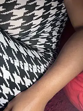 RoxiRedXXX online show from May 19, 5:20 pm
