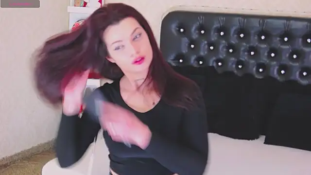 Allisonn223 online show from March 3, 1:28 pm