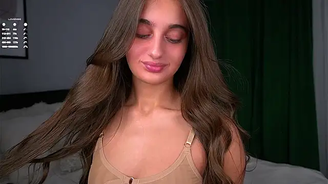 PiquingOgalala online show from November 25, 1:08 am