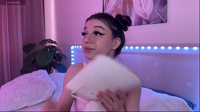 Veronica leal online show from May 25, 10:47 am