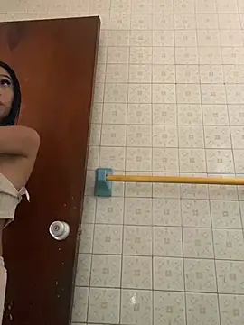 Lina10 online show from March 28, 7:57 pm