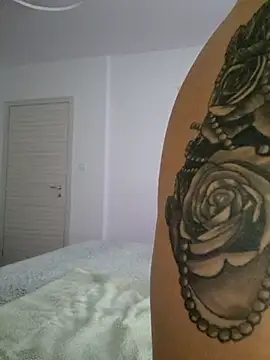 EileX official online show from October 28, 4:24 pm