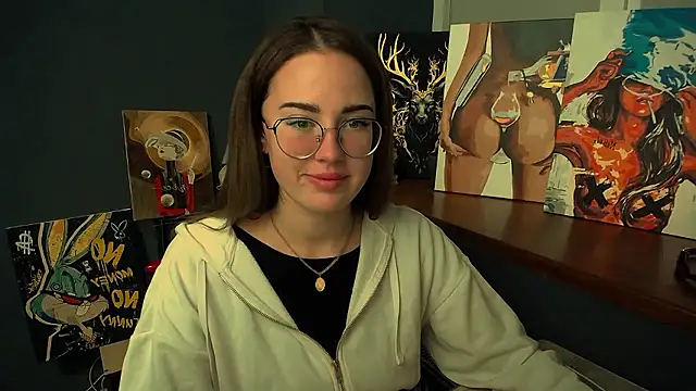 luxie milady online show from January 8, 1:37 pm