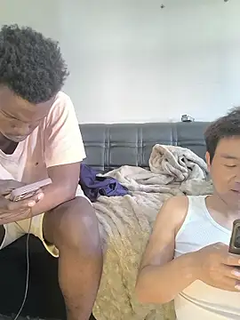 kisstoyousoon2024 online show from January 9, 12:20 pm