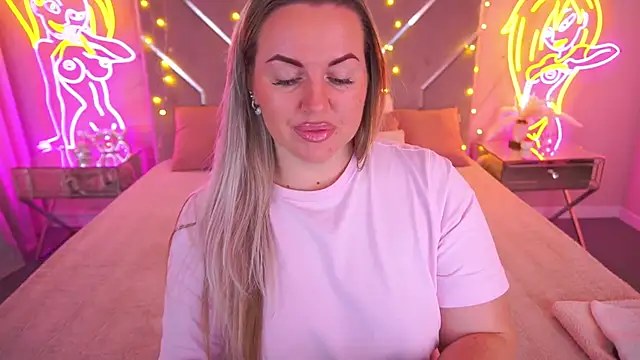 KiraCandyS online show from May 9, 8:44 pm