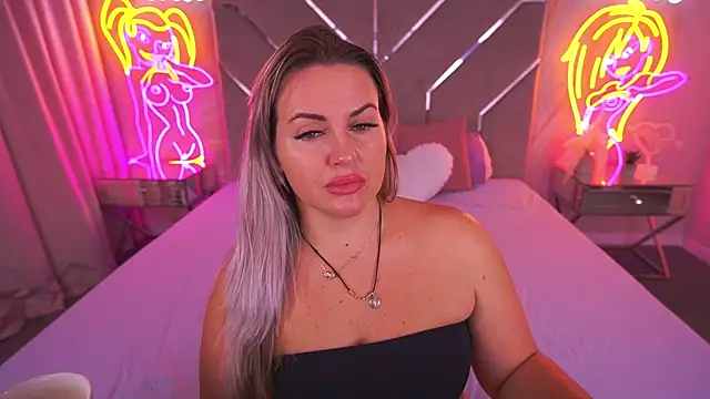 KiraCandyS online show from November 24, 9:17 pm