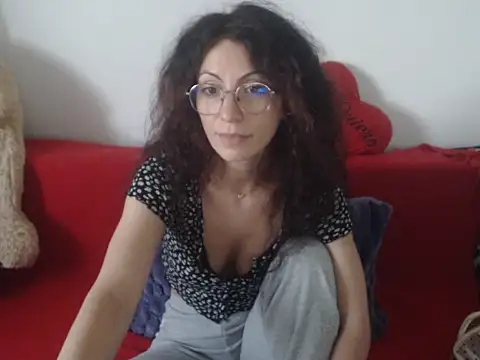 Emmatoo online show from May 12, 4:13 pm