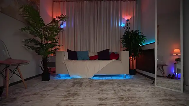 Amely Young online show from May 24, 3:27 am