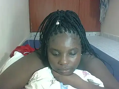 hotebbbyy online show from May 8, 3:37 pm
