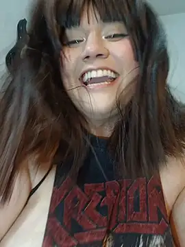 ItsNaiixa online show from May 16, 12:24 am