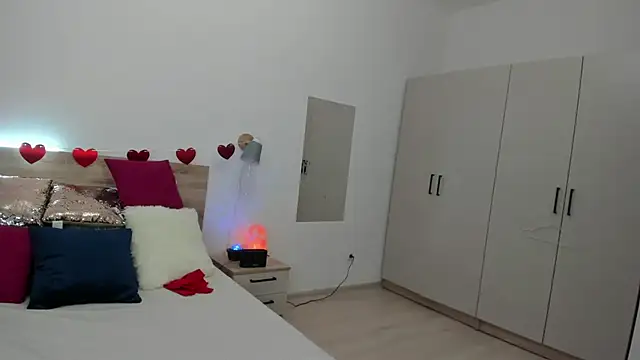 KateRedgar online show from February 14, 5:48 pm