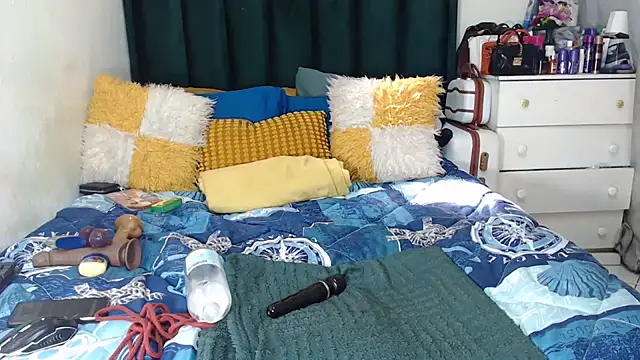 GaggingQueenxx online show from March 26, 7:21 am