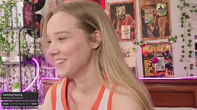 AliciaParkerf online show from September 28, 9:09 pm
