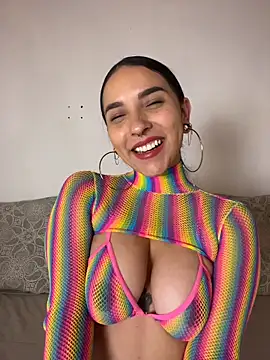 ThaliaRivera  online show from May 17, 2:11 am