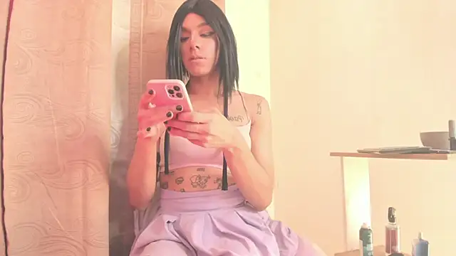 Venuslusty online show from May 3, 10:13 pm